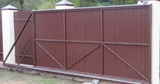Купить откатные ворота из профнастила Сарапул, цена от 1737 руб.